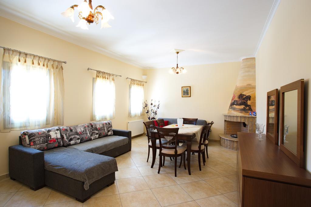 Villa Serene Kamári Zewnętrze zdjęcie