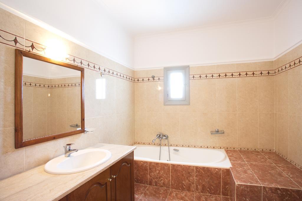 Villa Serene Kamári Zewnętrze zdjęcie